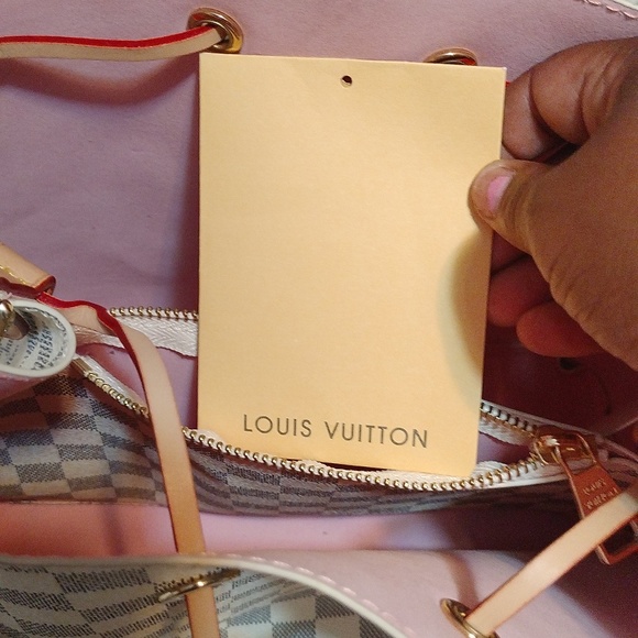 Louis Vuitton handbag - Picture 7 of 7